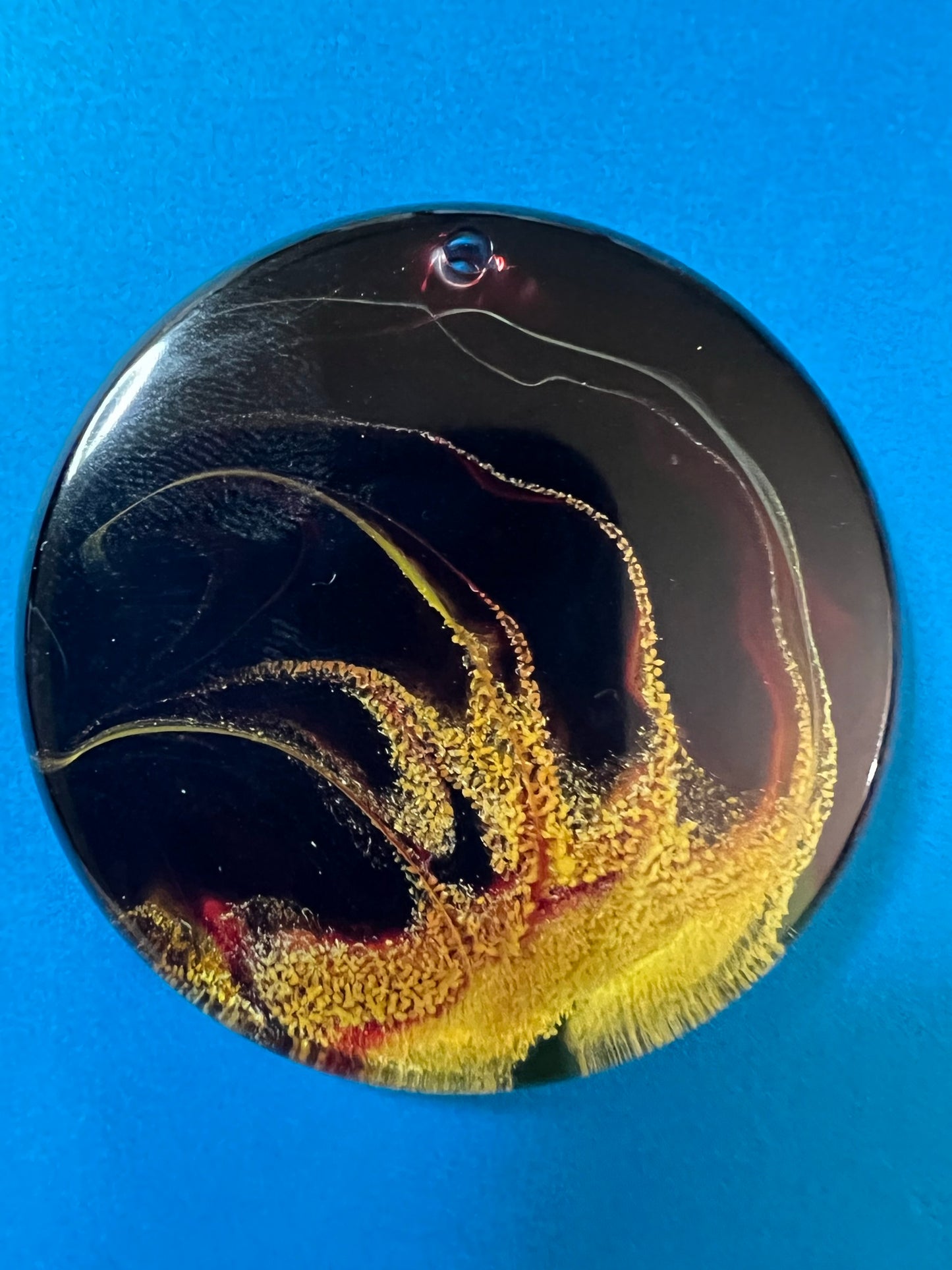 RESIN PENDANT - 19