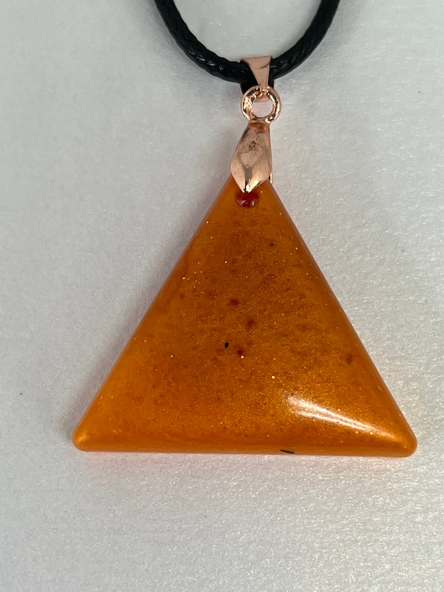 RESIN PENDANT - 41