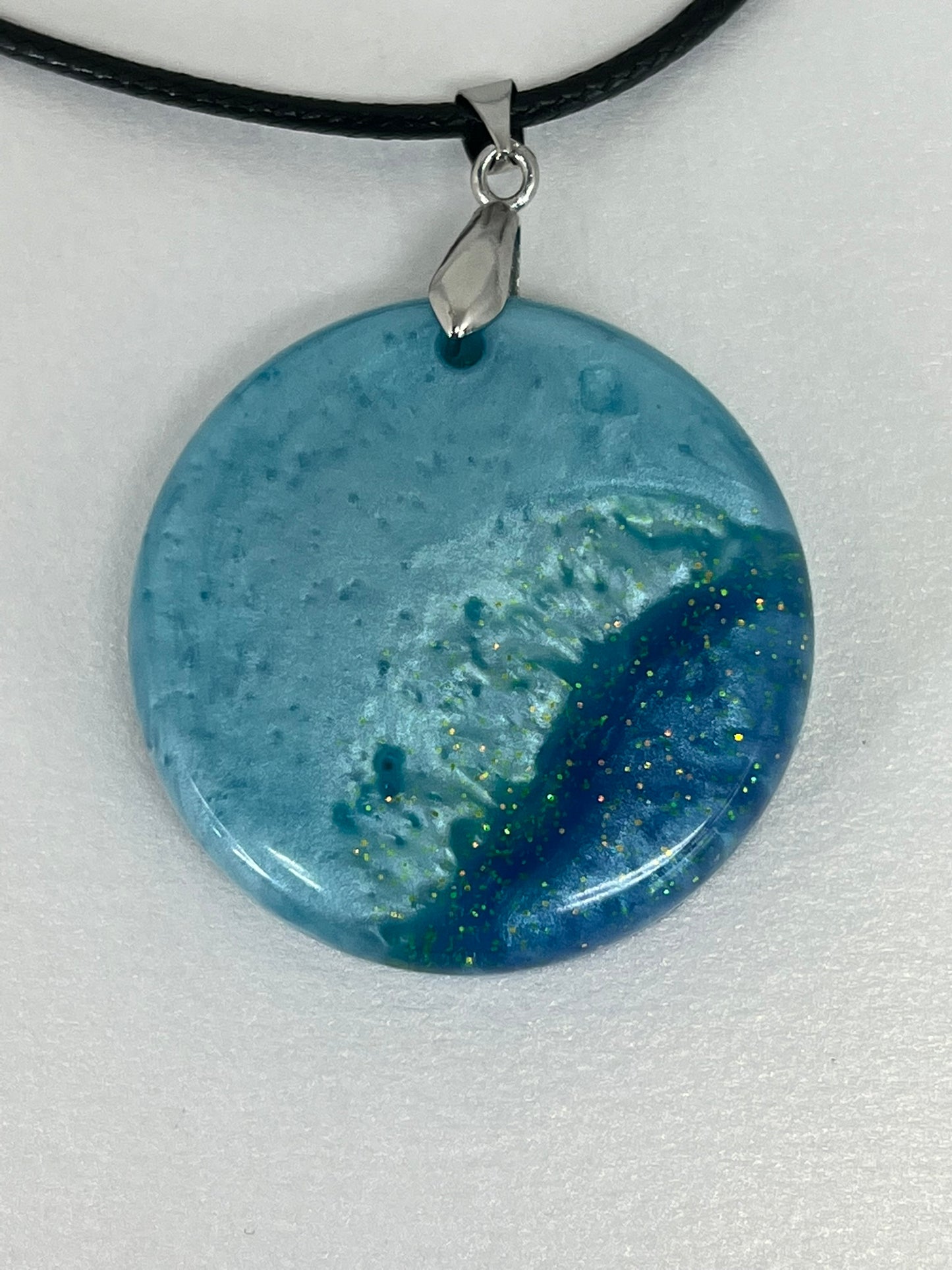 RESIN PENDANT - 11