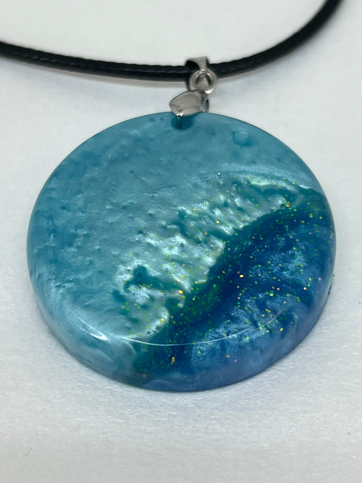 RESIN PENDANT - 11