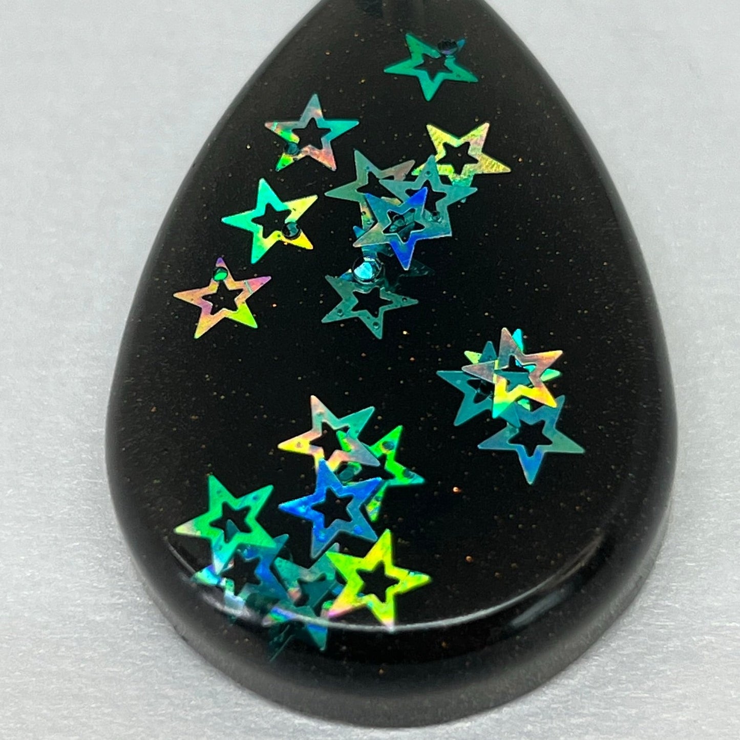 RESIN PENDANT - 1