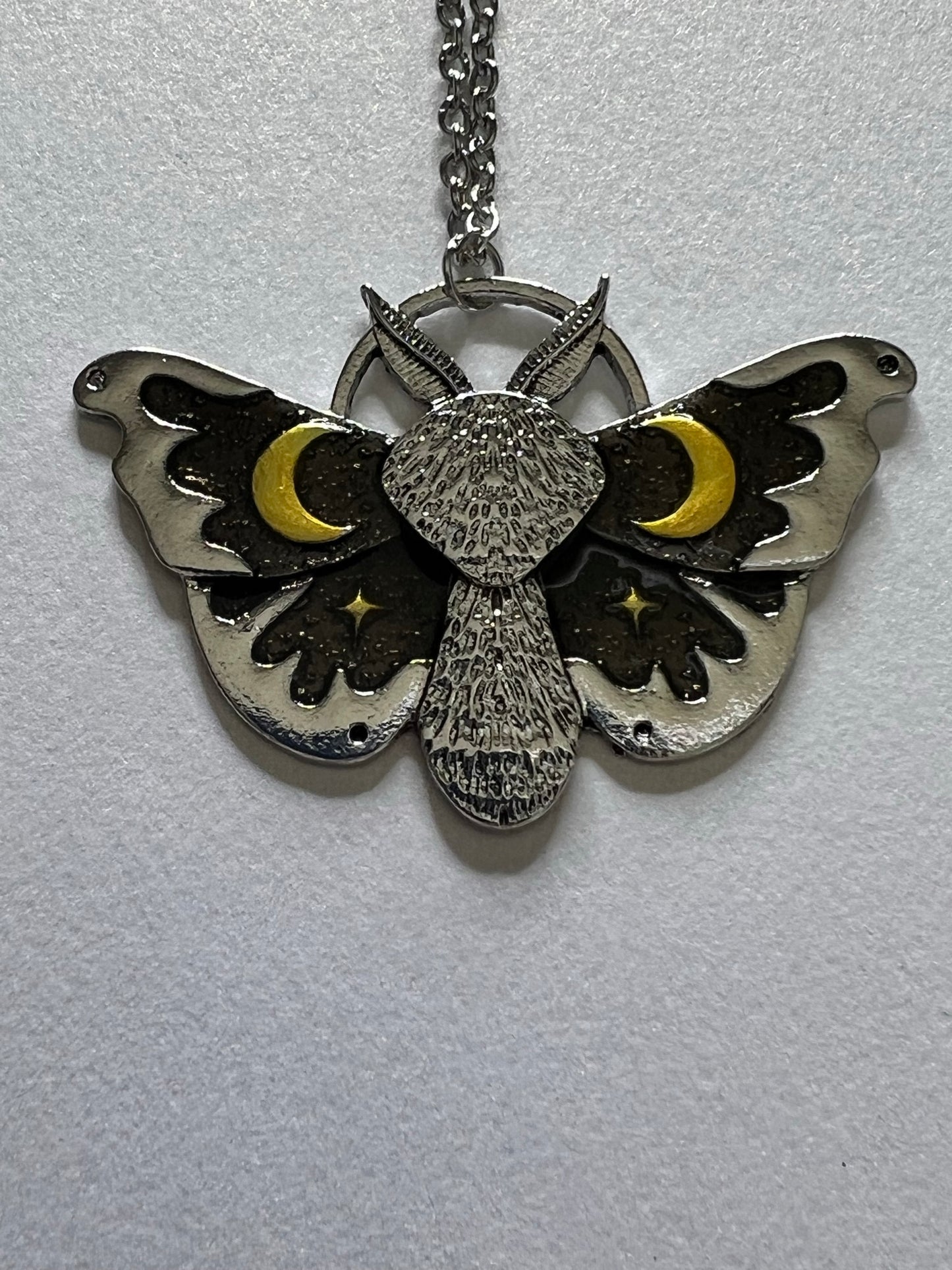 MOTH PENDANT NECKLACE