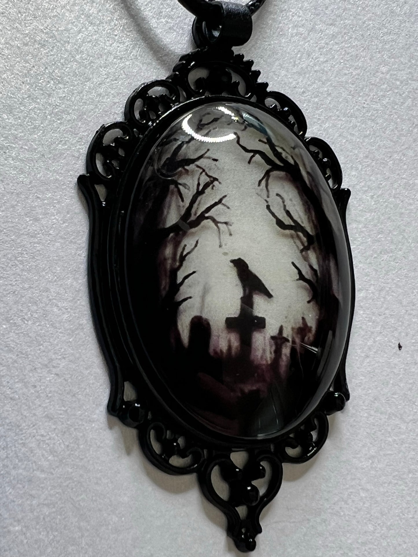 GRAVEYARD RAVEN PENDANT NECKLACE