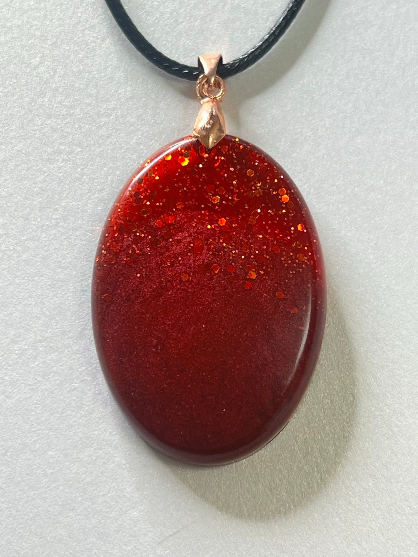 Garnet Ember ā Deep Red Resin Pendant