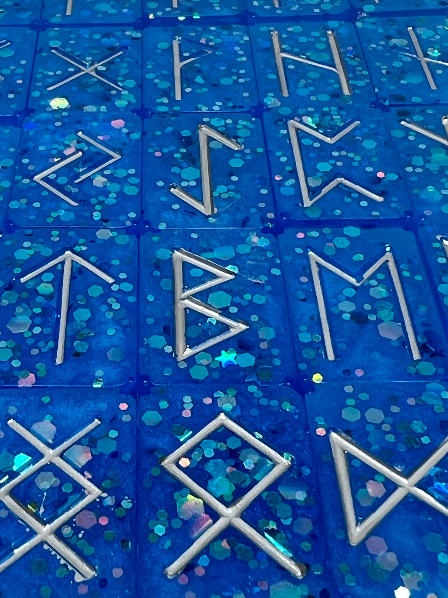 SET OF RUNES