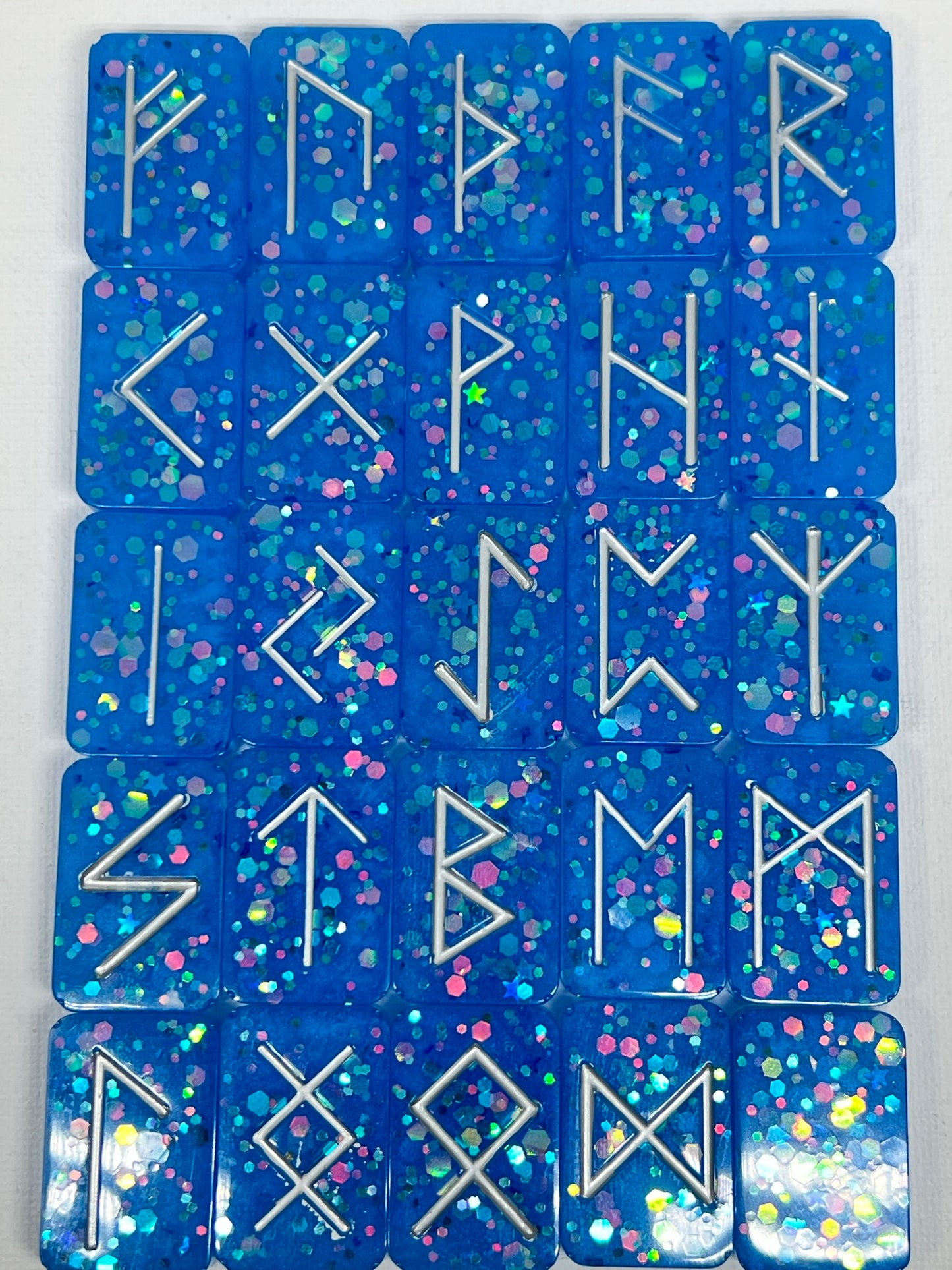SET OF RUNES