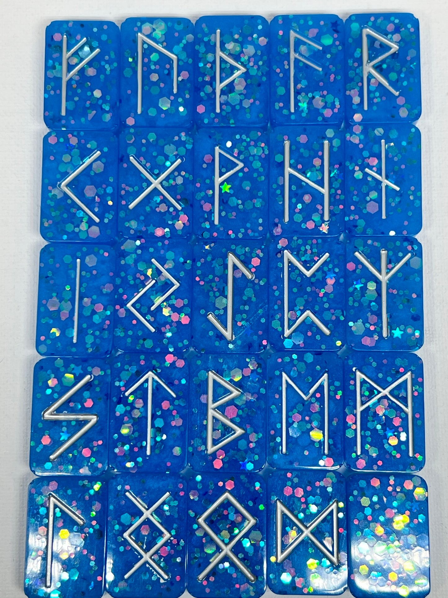 SET OF RUNES