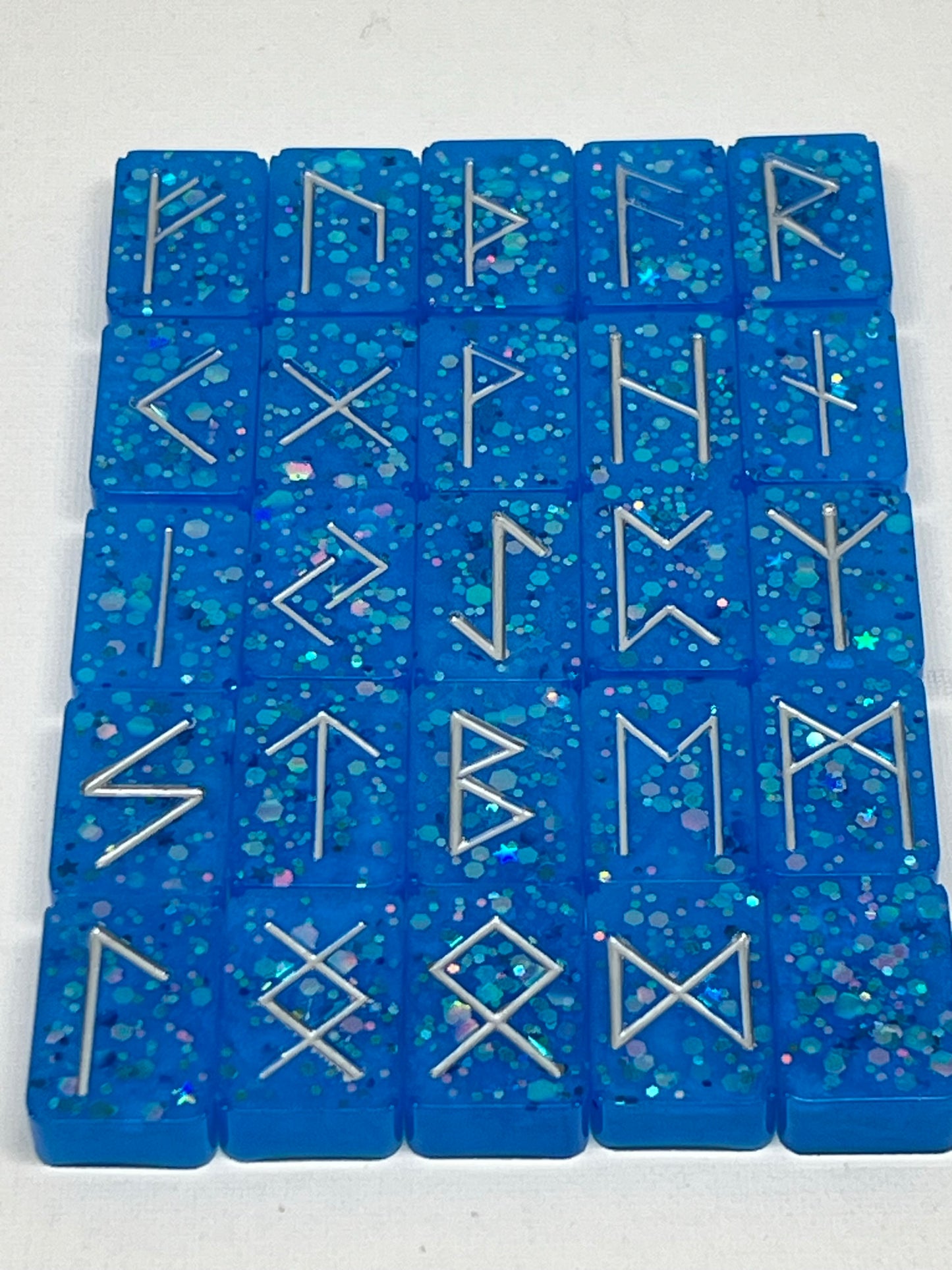 SET OF RUNES