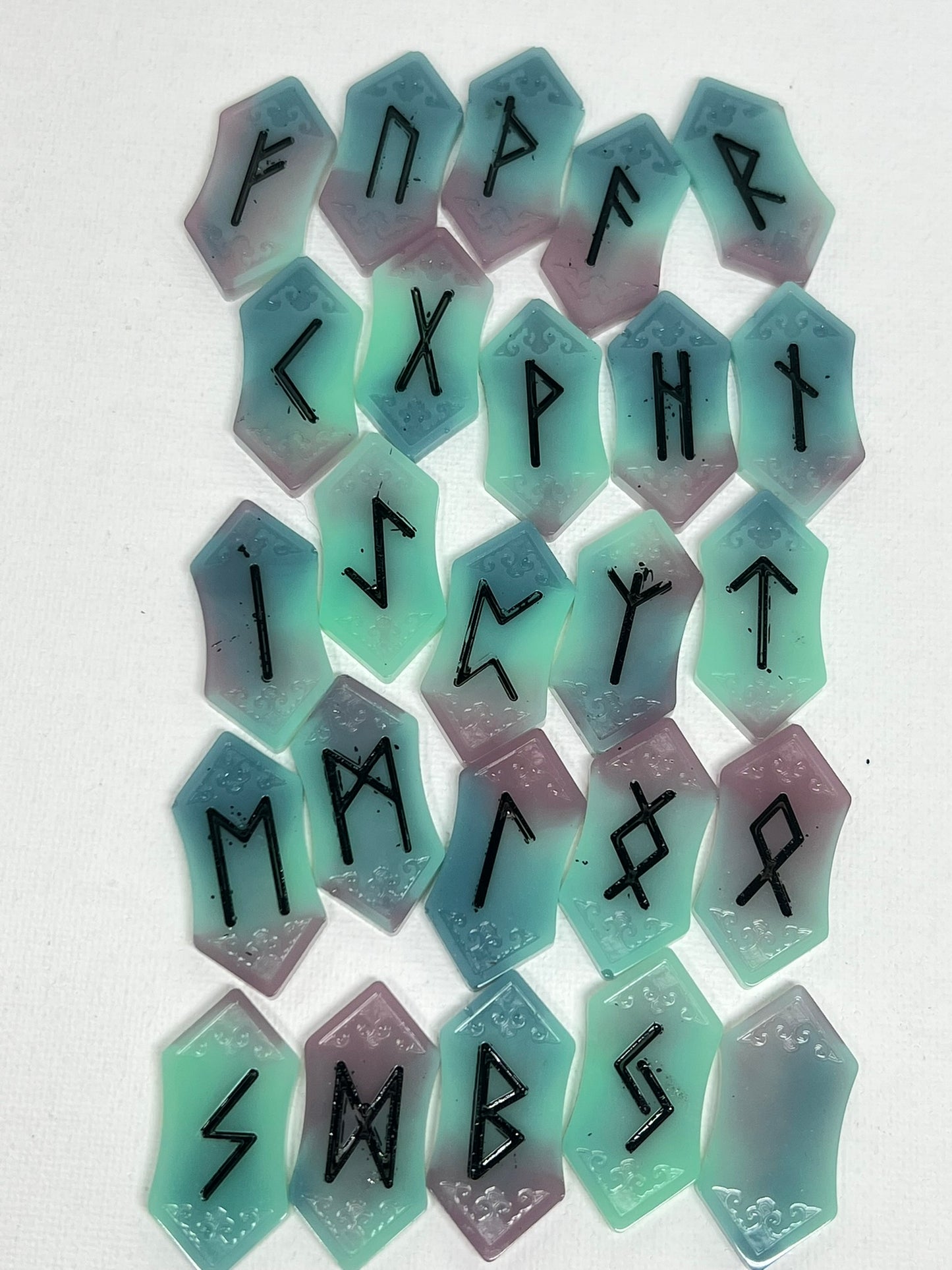 SET OF RUNES