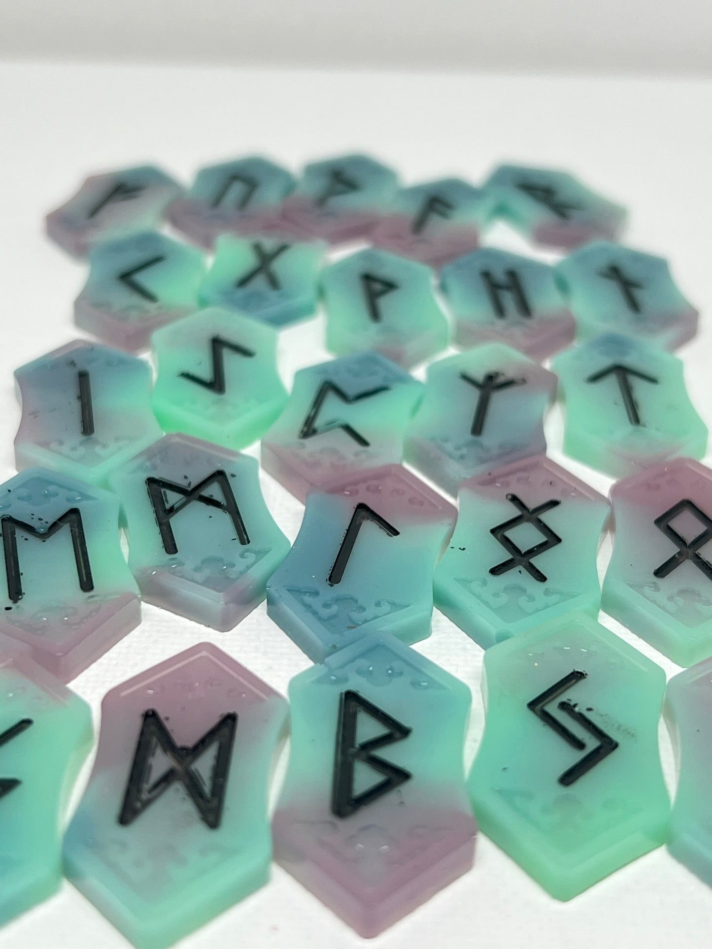 SET OF RUNES