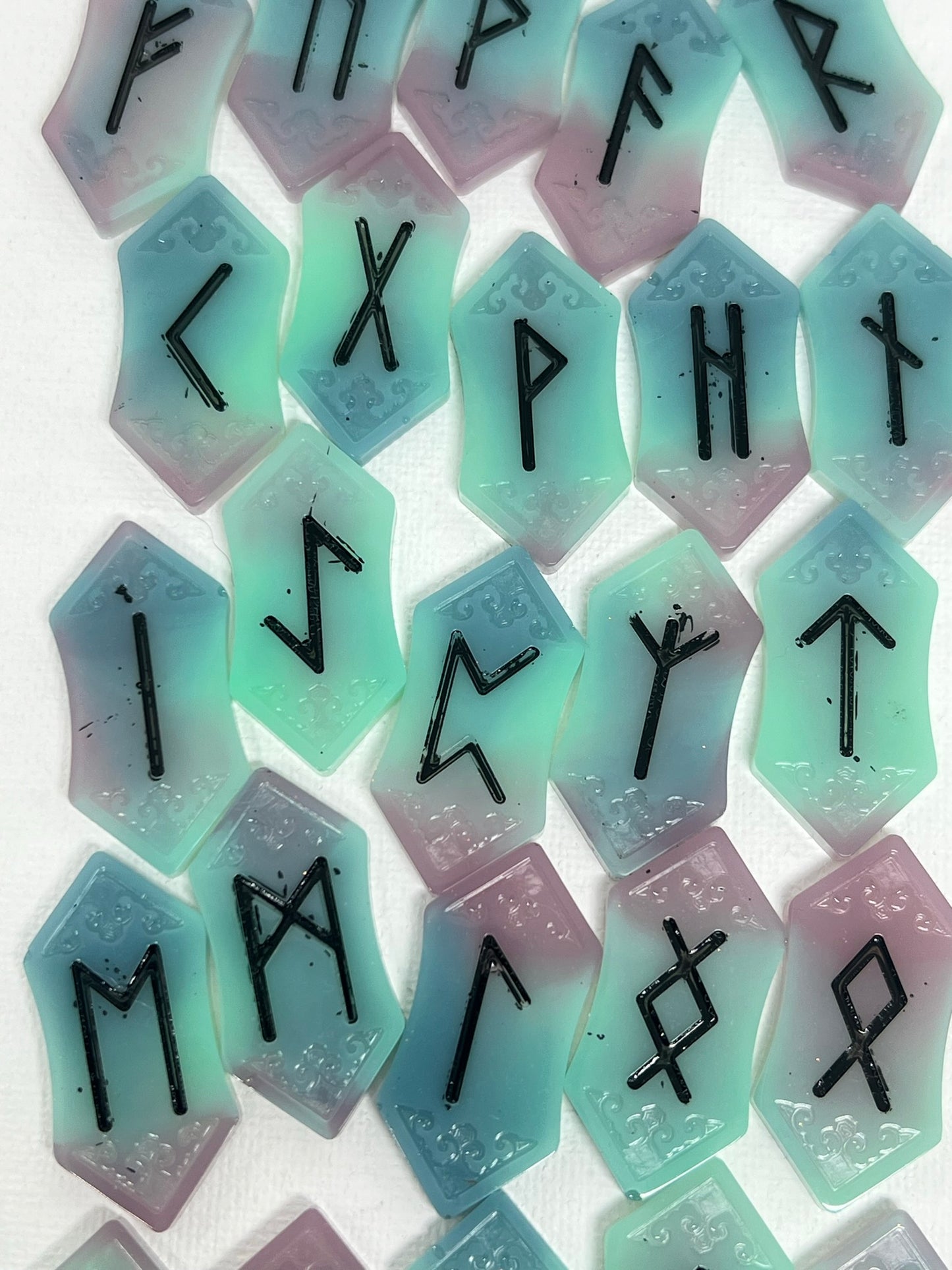 SET OF RUNES