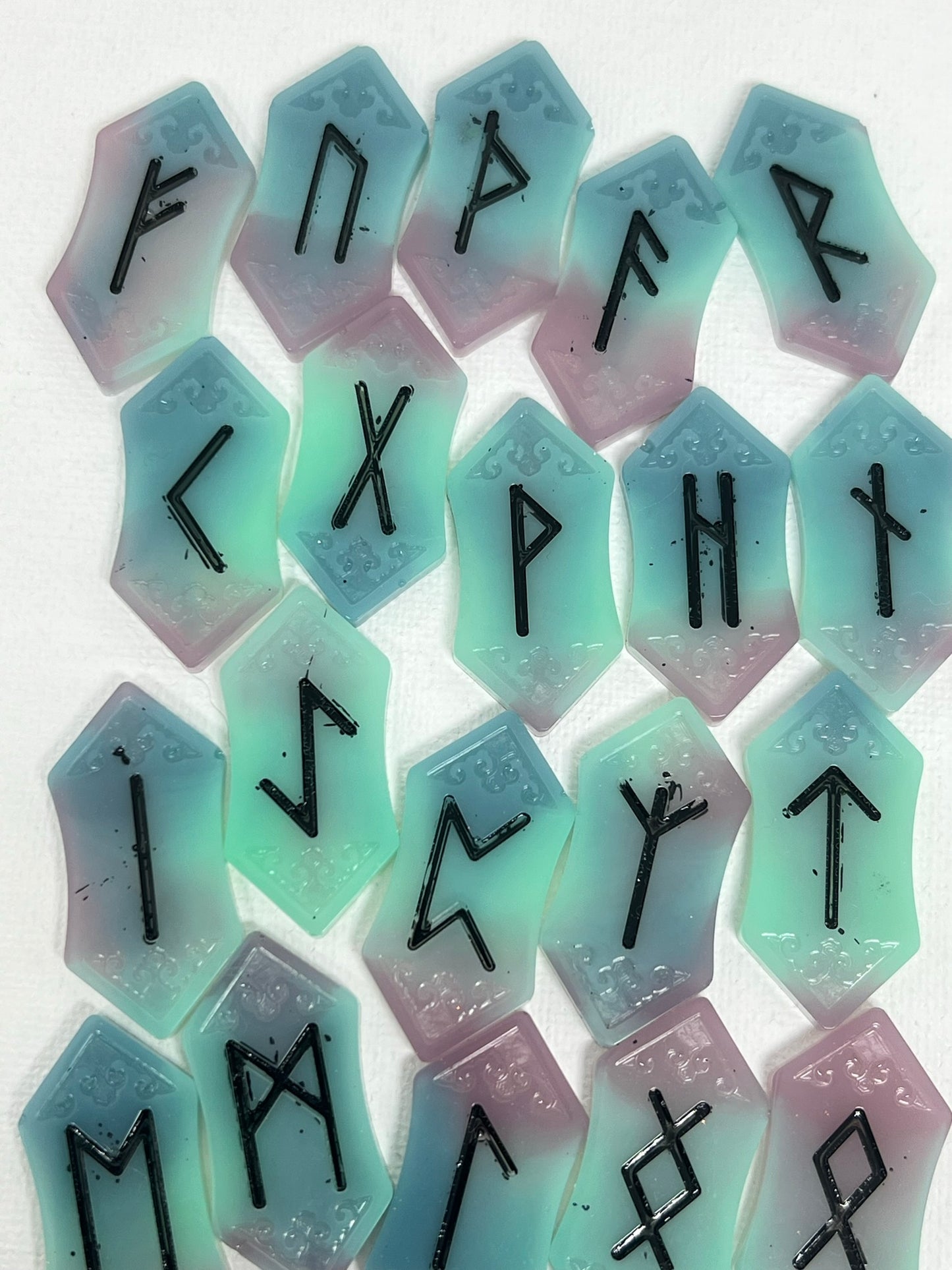 SET OF RUNES