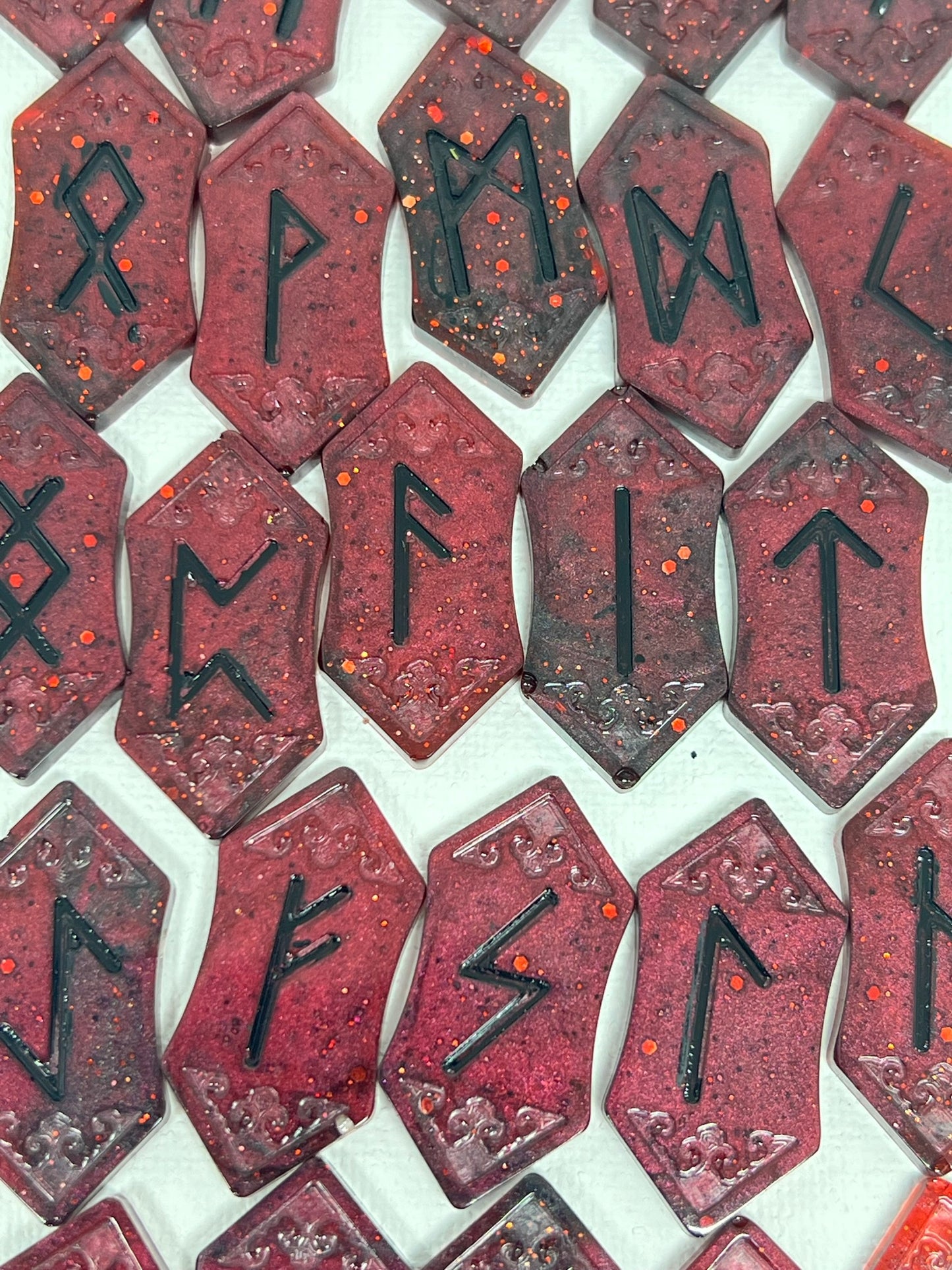 SET OF RUNES
