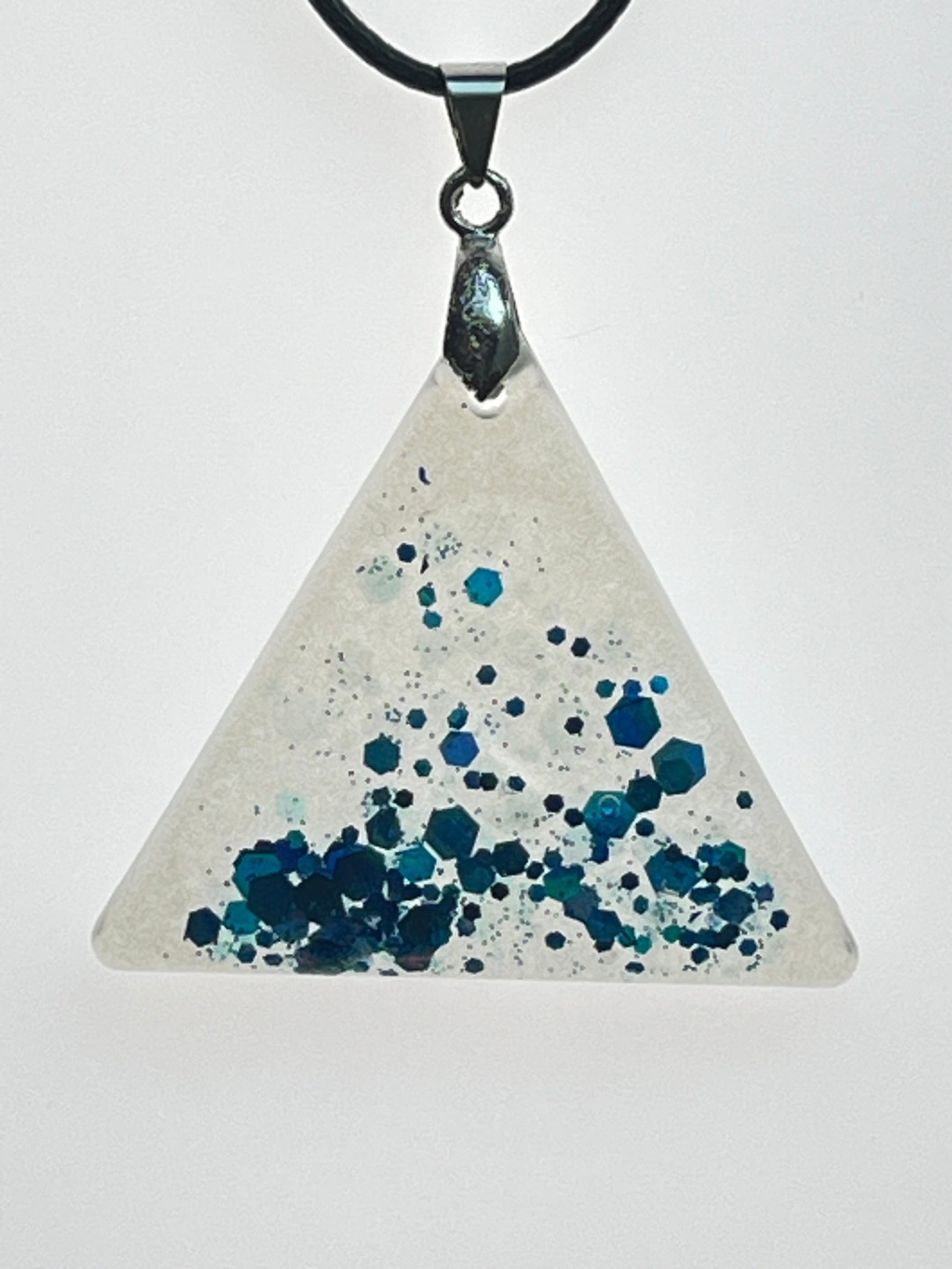 Snowpeak — White & Sapphire Confetti Resin Pendant