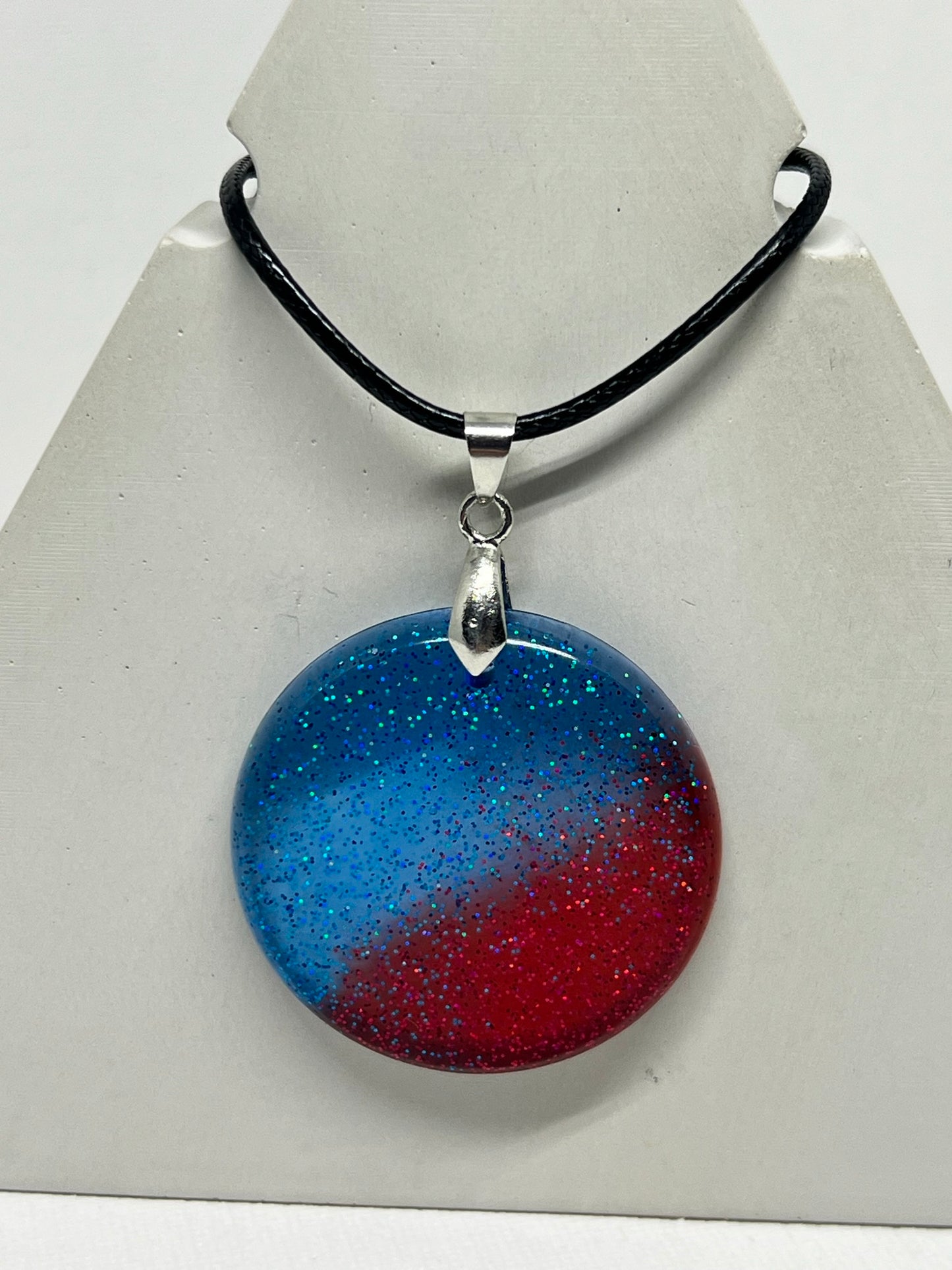 RESIN PENDANT - 89