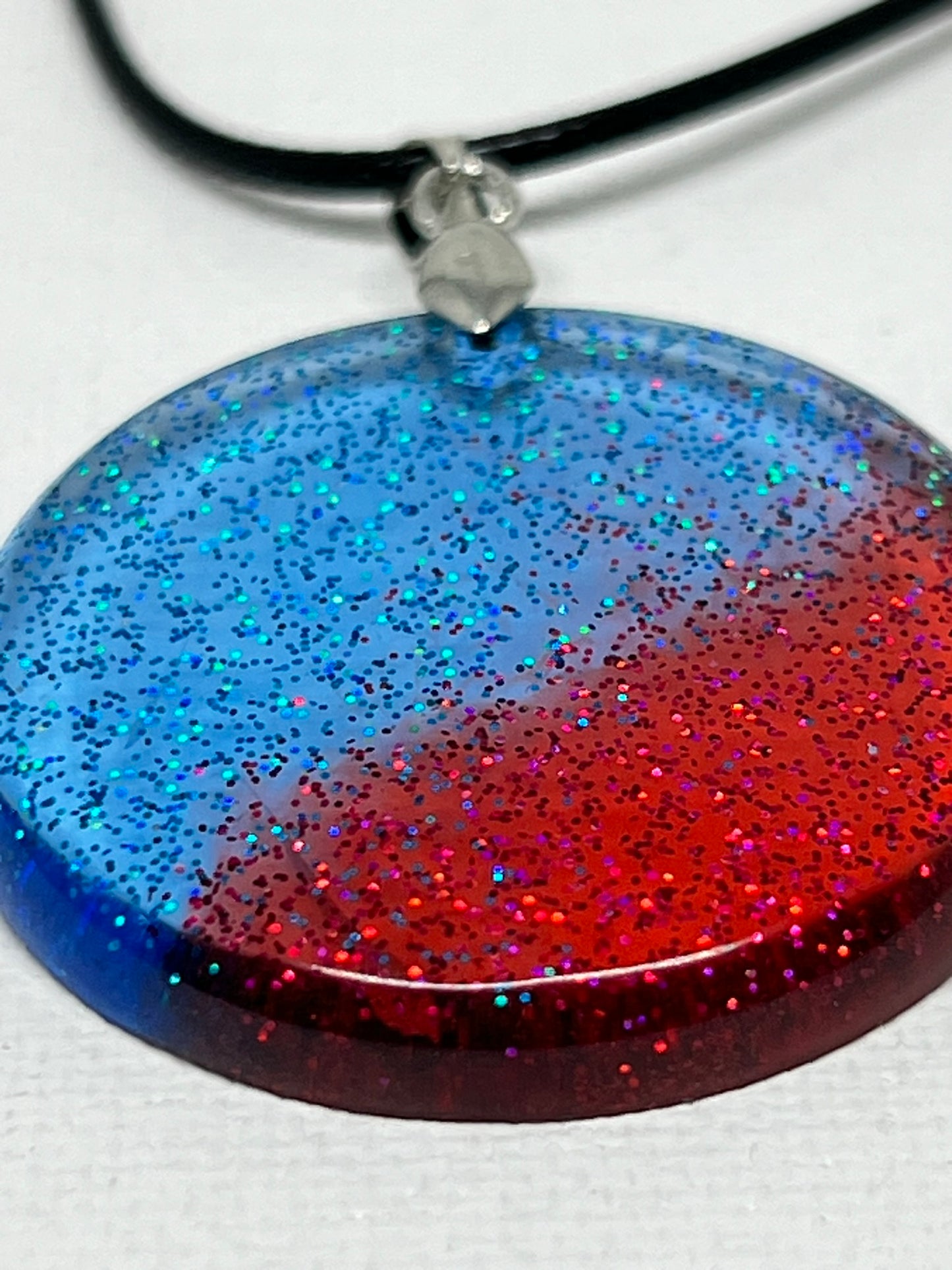 RESIN PENDANT - 89