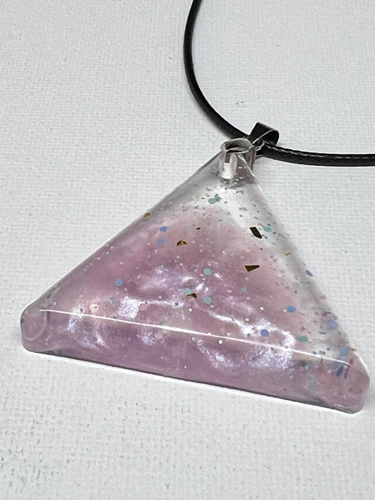 RESIN PENDANT - 179