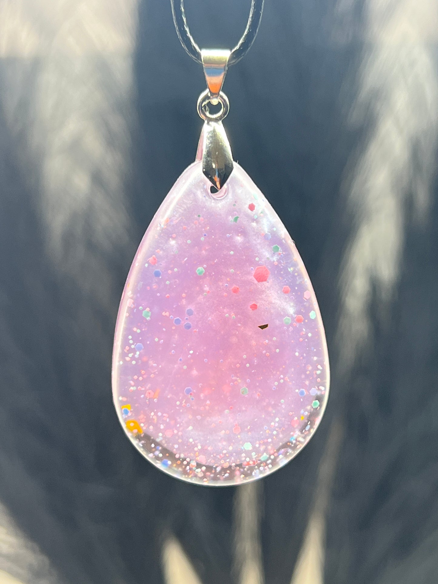 RESIN PENDANT - 176