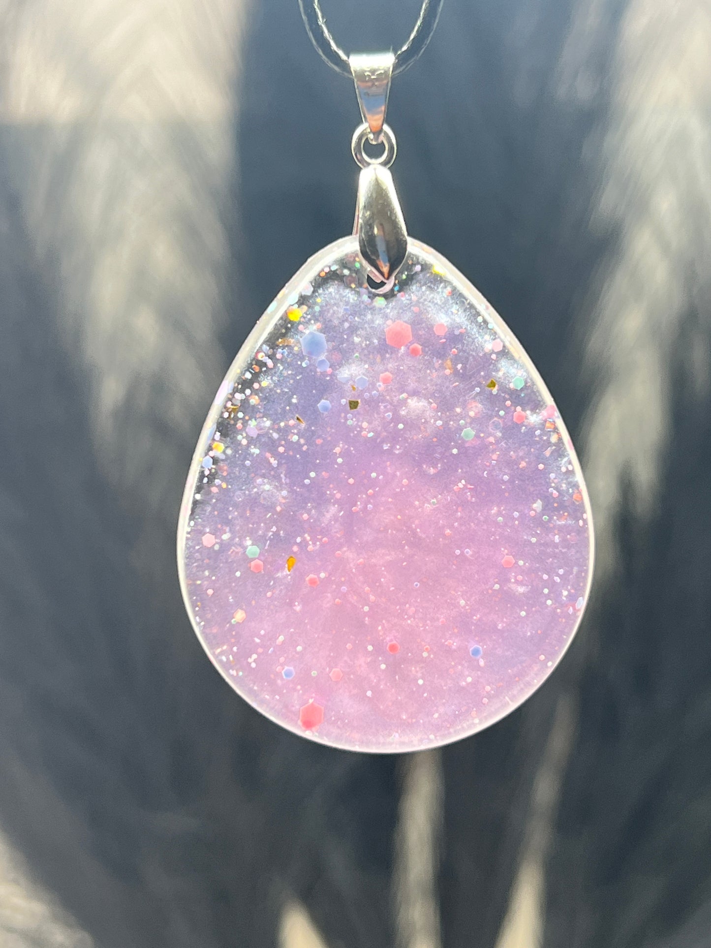 RESIN PENDANT - 175