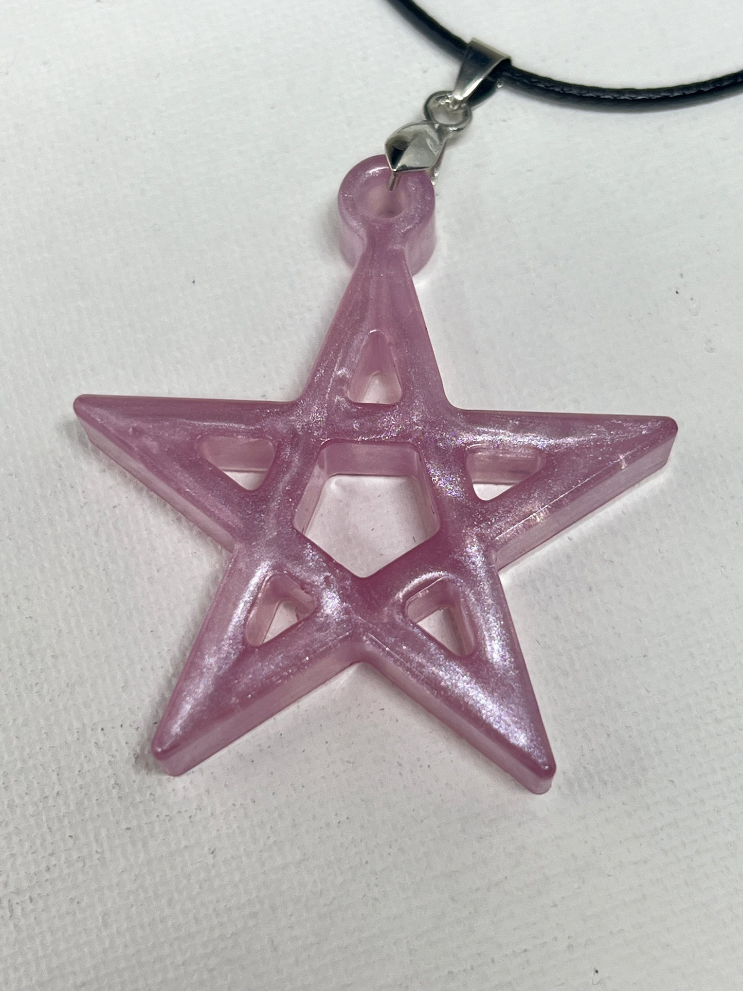 RESIN PENDANT - 171