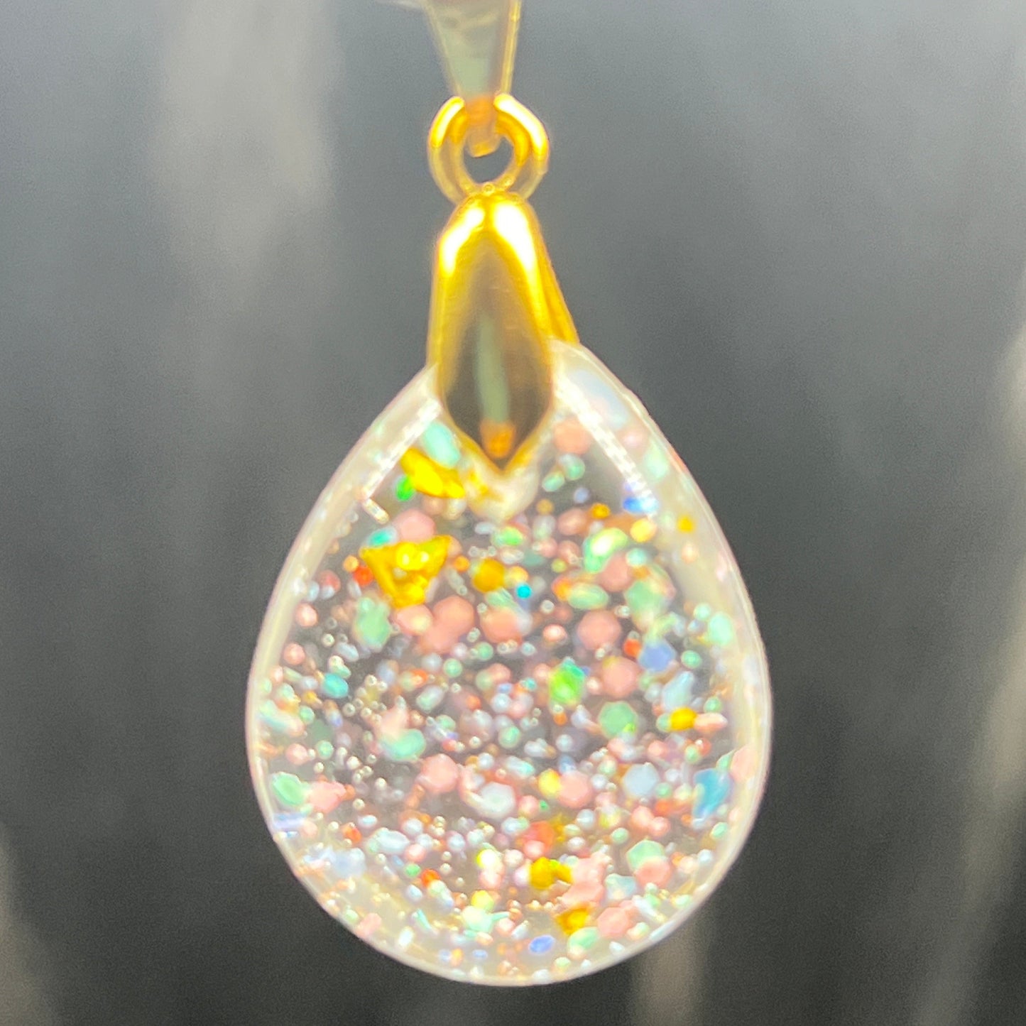 RESIN PENDANT - 165