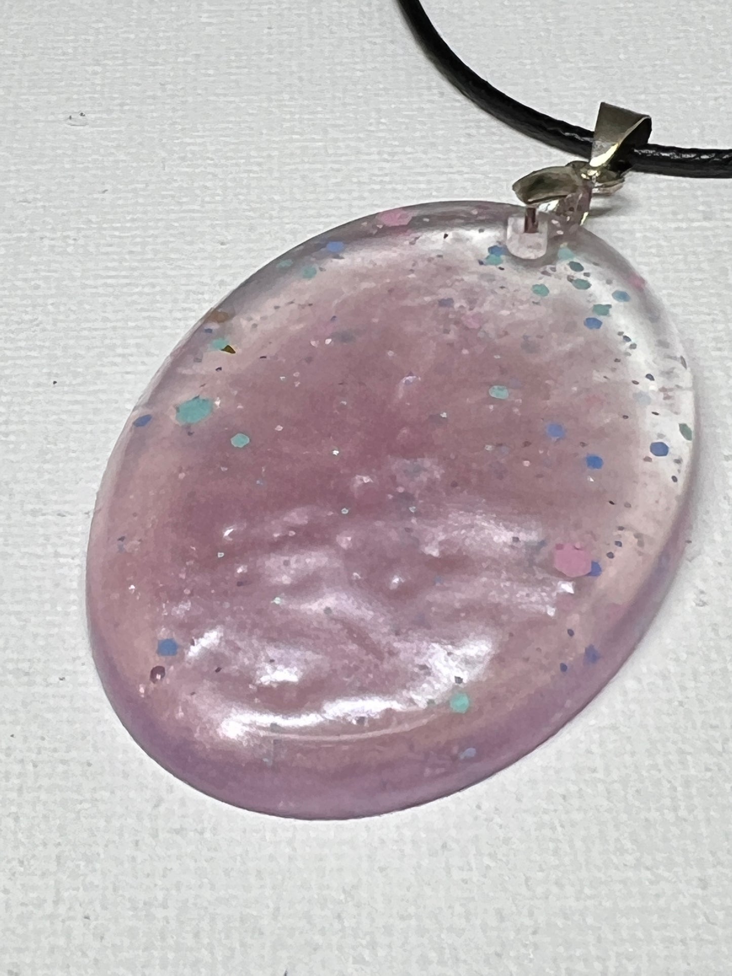 RESIN PENDANT - 161