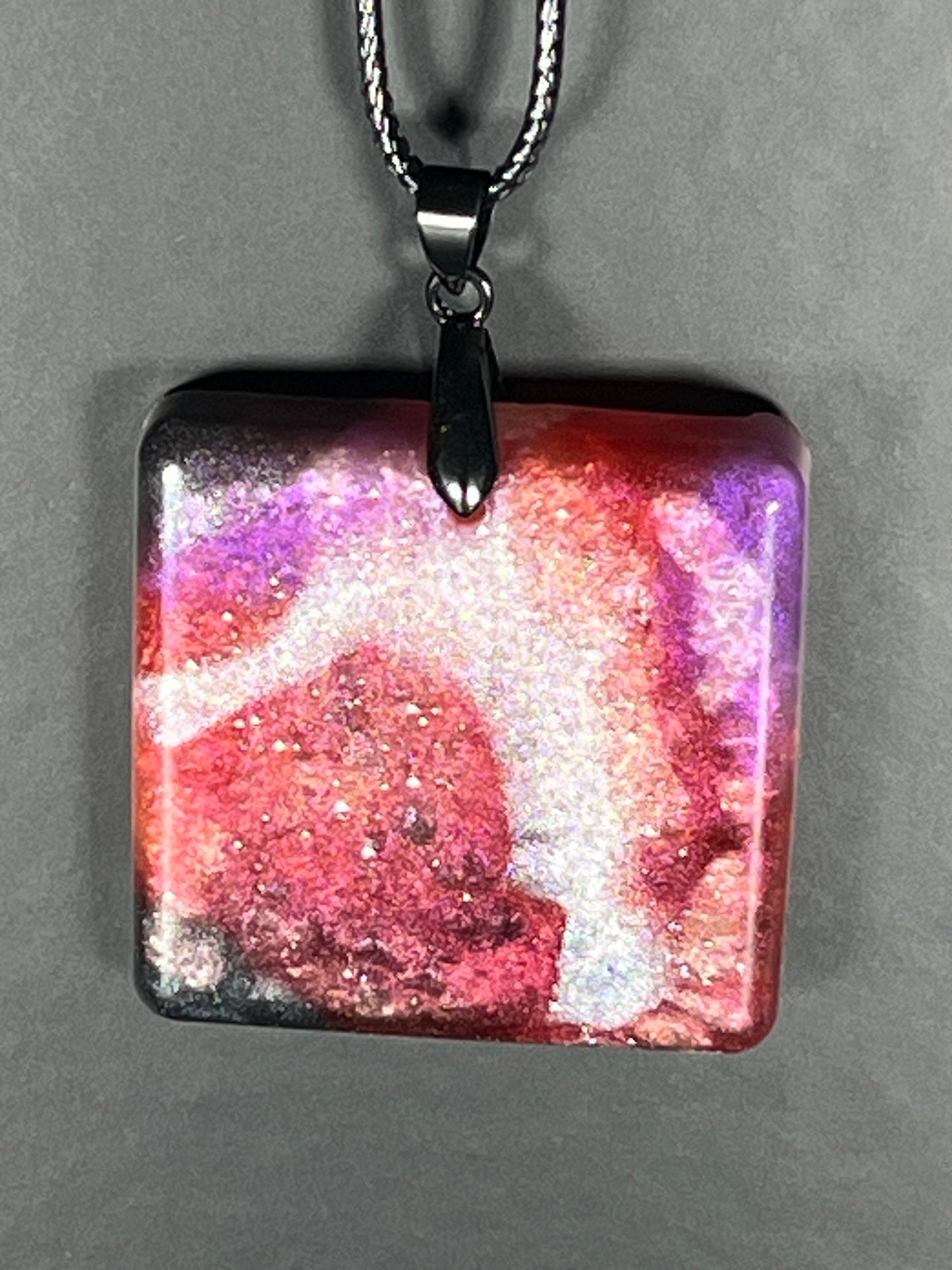Crimson Aura Pendant | Radiant Reds & Violet Light