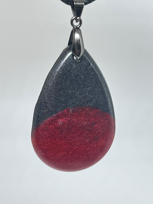 Midnight & Magma — Black & Crimson Resin Pendant