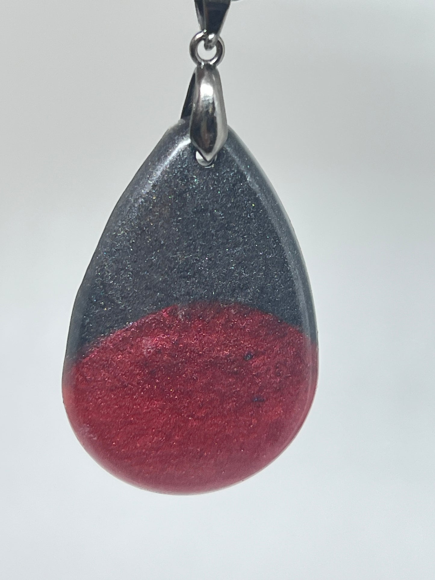 Midnight & Magma — Black & Crimson Resin Pendant