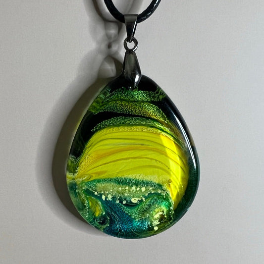 RESIN PENDANT - 20