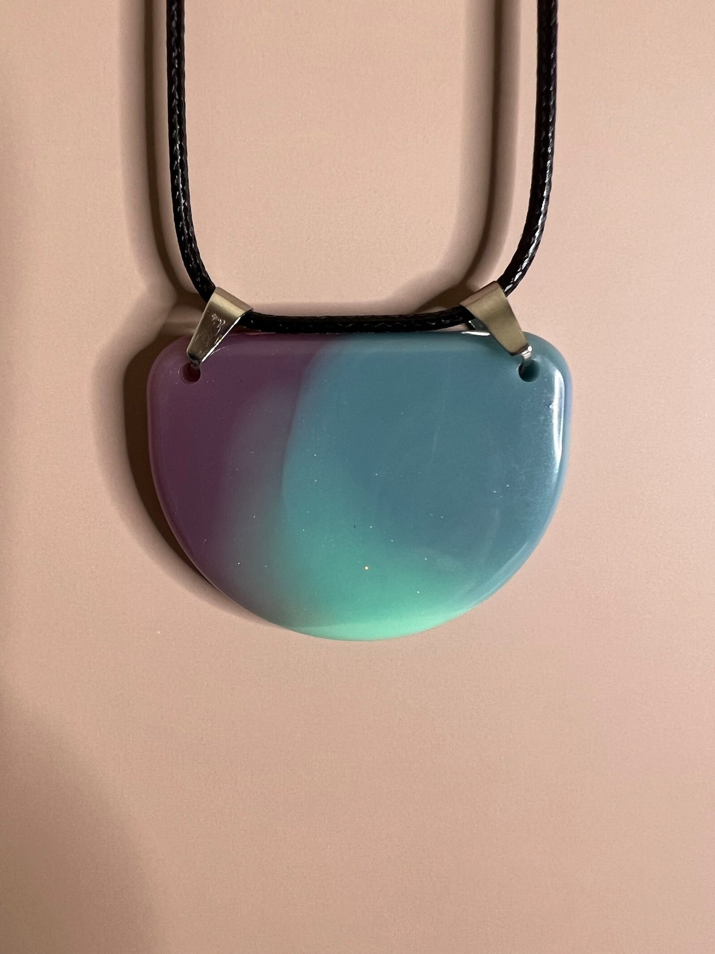 RESIN PENDANT - 4