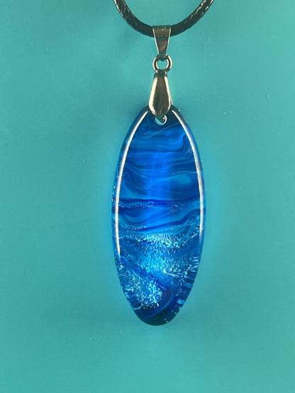 RESIN PENDANT - 9