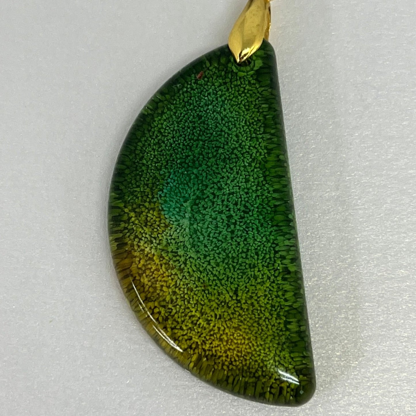 RESIN PENDANT - 39