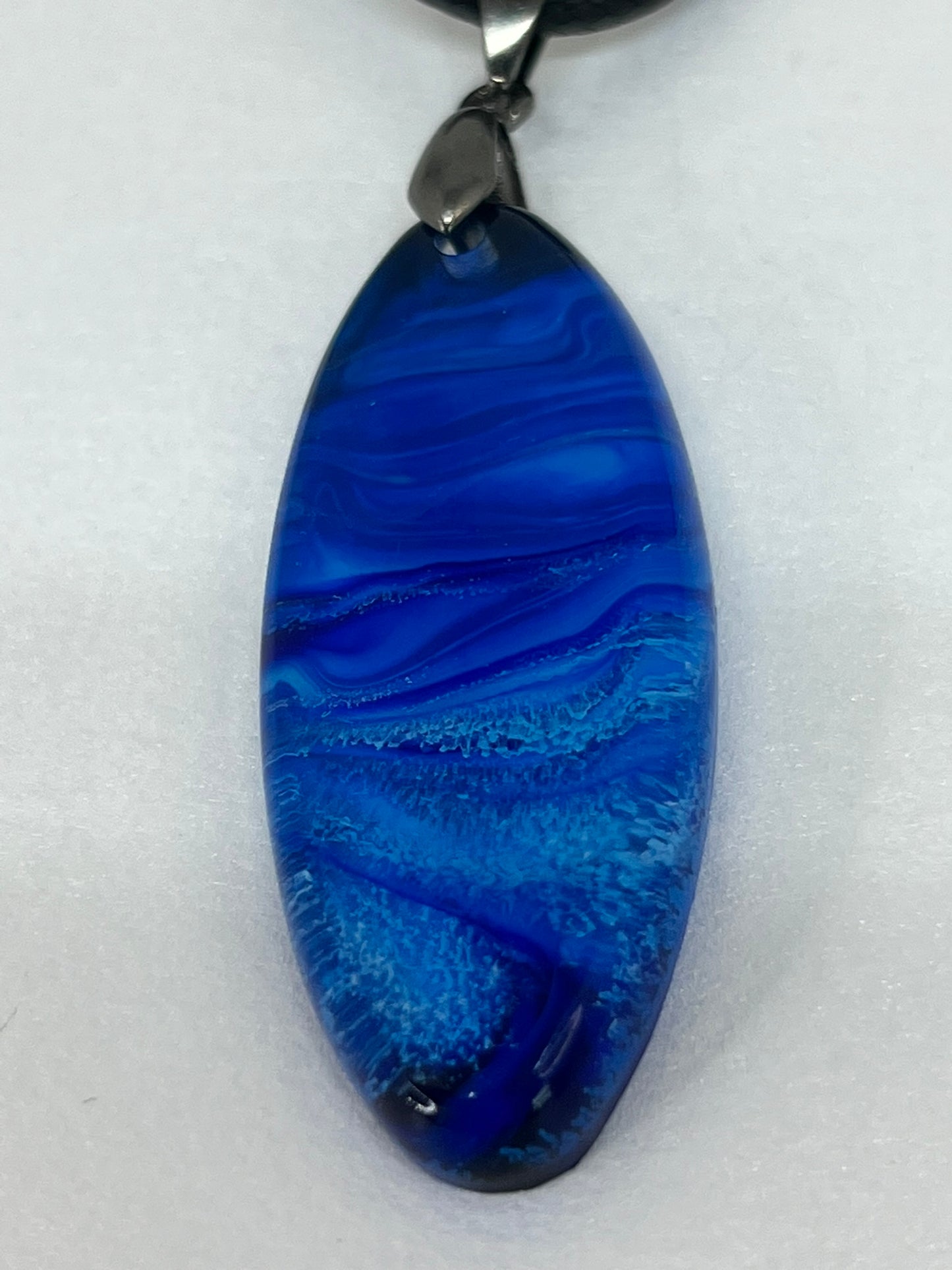 RESIN PENDANT - 9