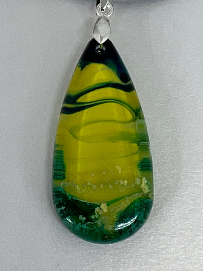 RESIN PENDANT - 10