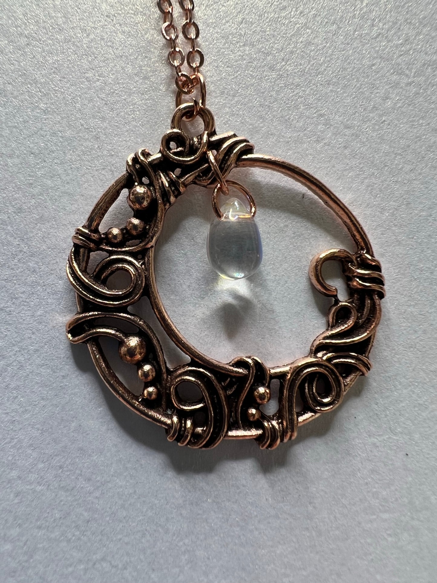 MOON PENDANT NECKLACE