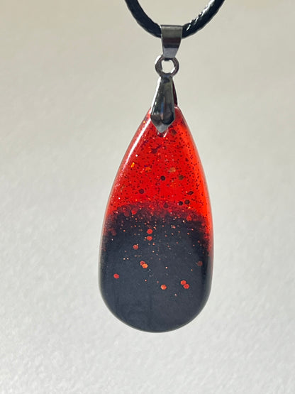 RESIN PENDANT - 49