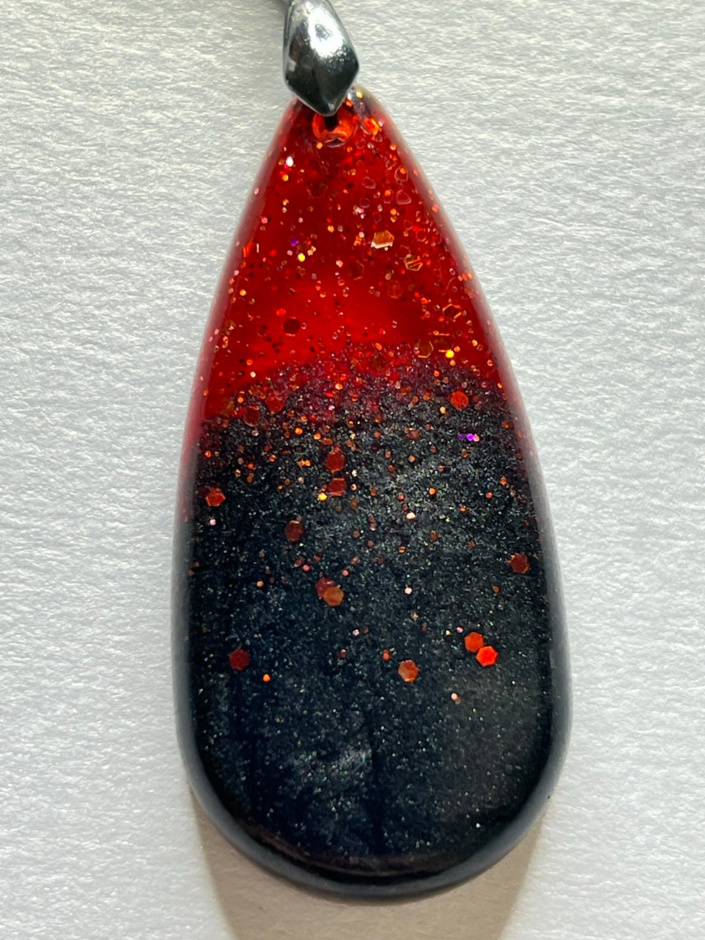 RESIN PENDANT - 49