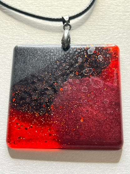 RESIN PENDANT - 48