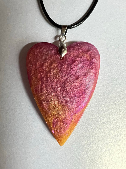 RESIN PENDANT - 57