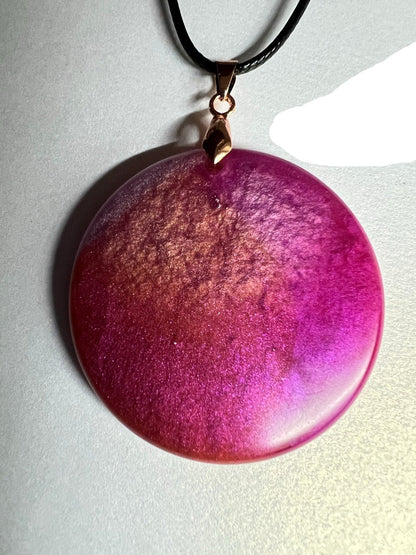 RESIN PENDANT - 60