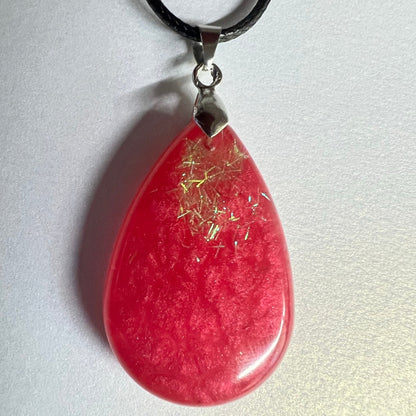 RESIN PENDANT - 63