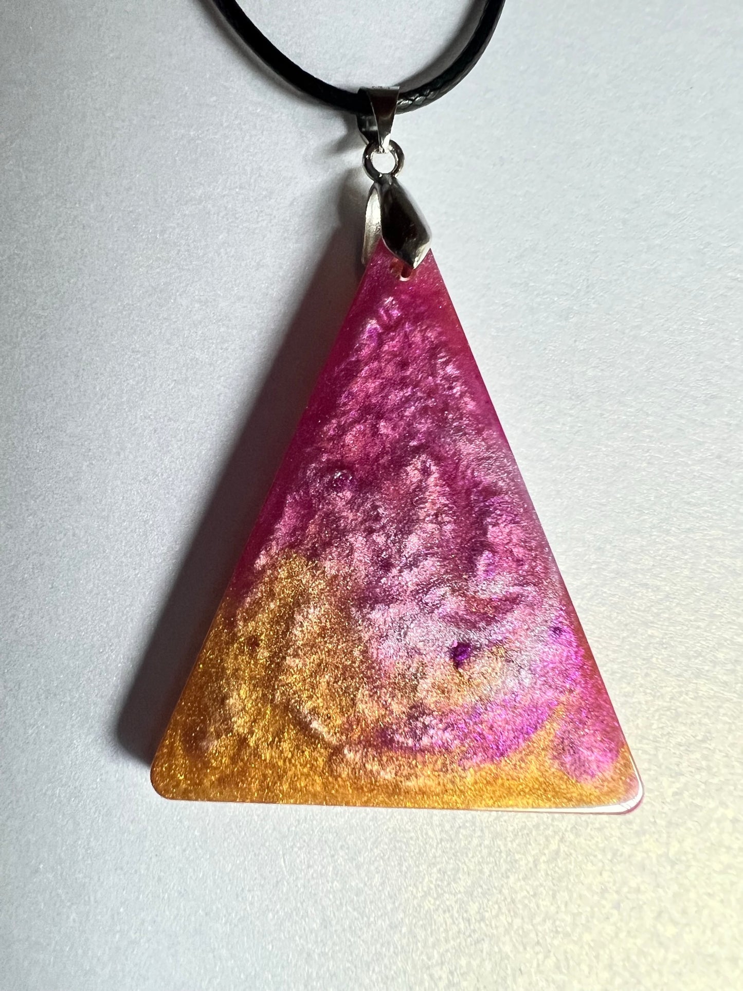 RESIN PENDANT - 64