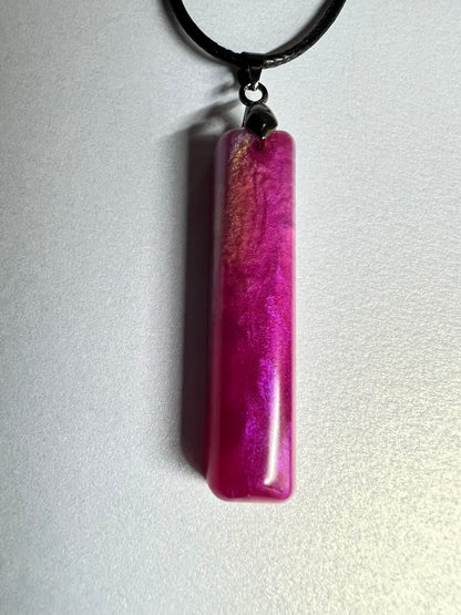 RESIN PENDANT - 66