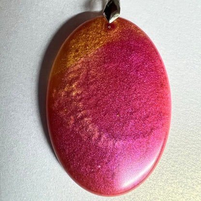 RESIN PENDANT - 67