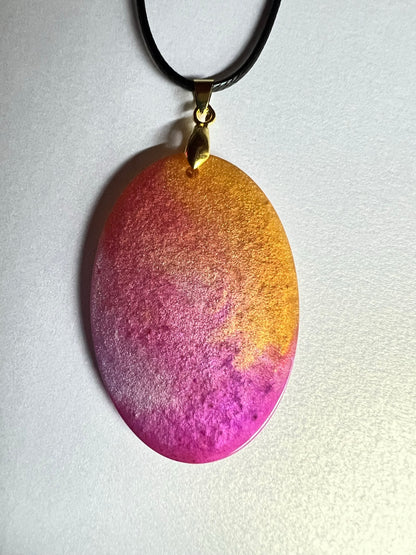 RESIN PENDANT - 72