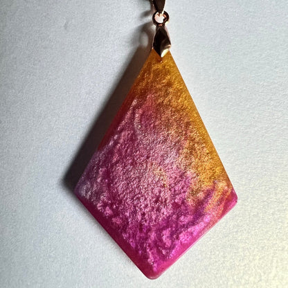 RESIN PENDANT - 78