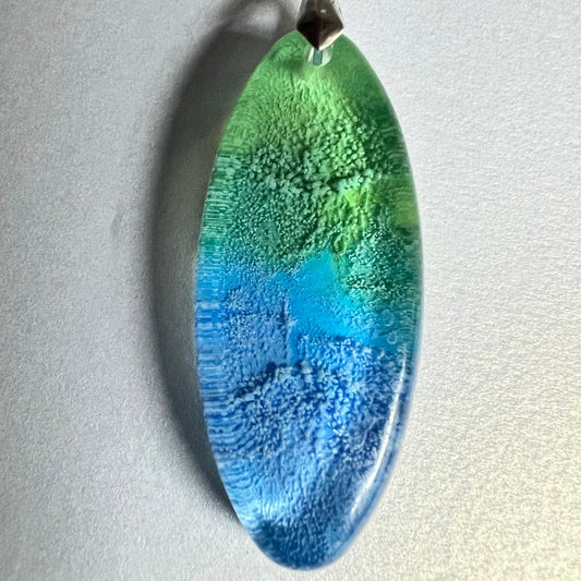 RESIN PENDANT - 82