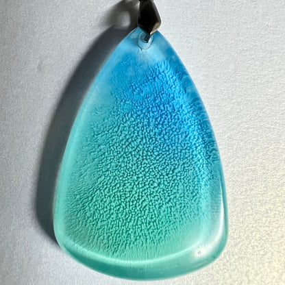 RESIN PENDANT - 83