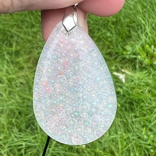 RESIN PENDANT - 121